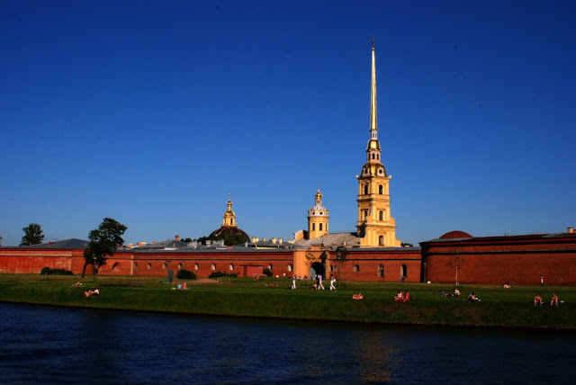 كاتدرائية بطرس وبولس في روسيا